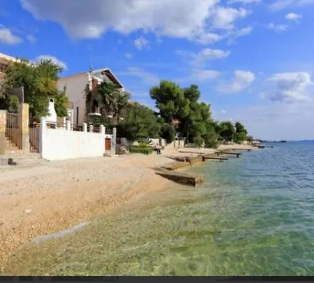 Holiday home House First Row By The Sea Bibinje